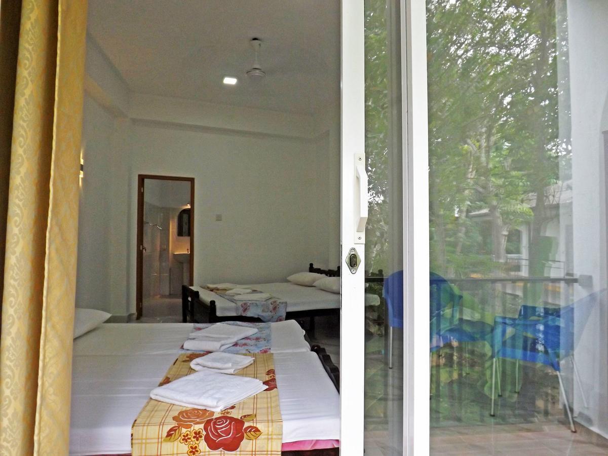 Hotel "Diana" Hikkaduwa Zewnętrze zdjęcie